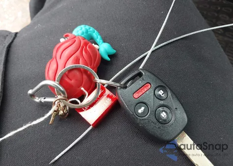 2012 Honda Accord 2.4 Ex-L from USA, damaged, VIN 1HGCP2F87CA063615